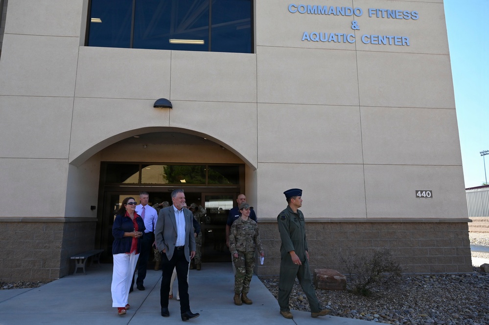 Former AFSOC commander visits Cannon AFB