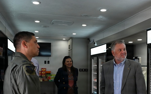 Former AFSOC commander visits Cannon AFB