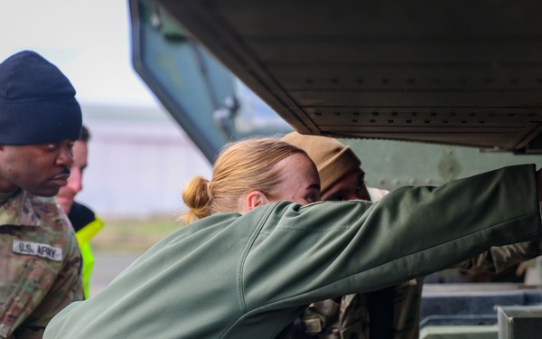 I Corps Soldiers Execute Mobility Training and Airlift Preparation at McChord Airfield