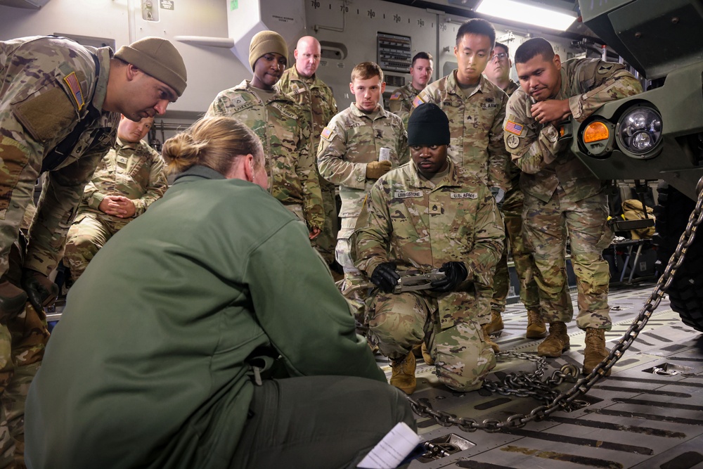 I Corps Soldiers Execute Mobility Training and Airlift Preparation at McChord Airfield