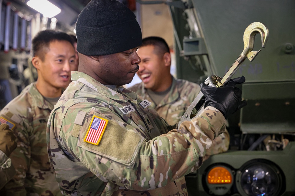I Corps Soldiers Execute Mobility Training and Airlift Preparation at McChord Airfield