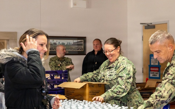 Turkey Day at NAVSUP Weapon Systems Support