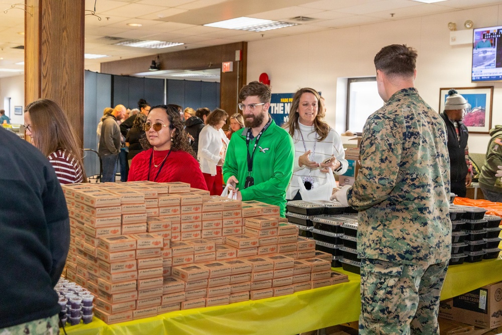 Turkey Day at NAVSUP Weapon Systems Support