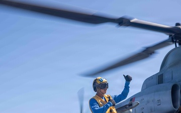 Flight Operations aboard USS Fort Lauderdale