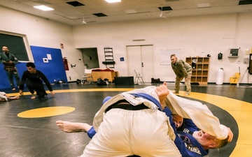 Veteran Coral Belt “Papa John” Coaches 173rd Airborne Paratroopers in Jiu-Jitsu