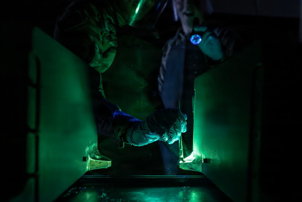 169th Maintenance Squadron Airmen conduct nondestructive inspection