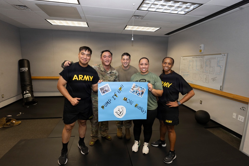 WRAIR Soldiers take part in aerobics training