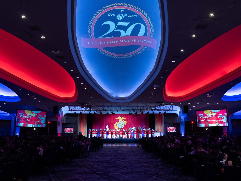 Marine Barracks Washington 8th &amp; I 250th Birthday Ball