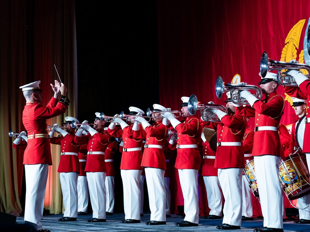 Marine Barracks Washington 8th &amp; I 250th Birthday Ball