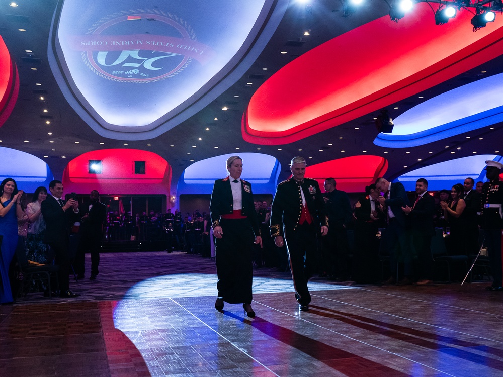 Marine Barracks Washington 8th &amp; I 250th Birthday Ball