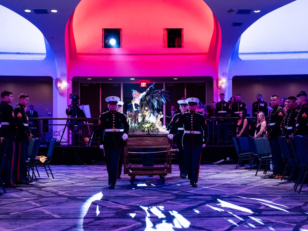 Marine Barracks Washington 8th &amp; I 250th Birthday Ball