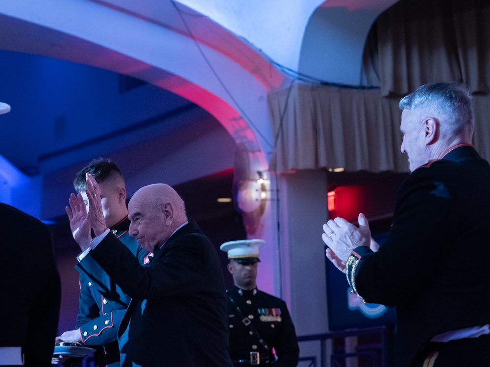 Marine Barracks Washington 8th &amp; I 250th Birthday Ball