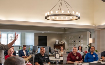 Admiral Waters Tours Navy National Recruiting Call Center