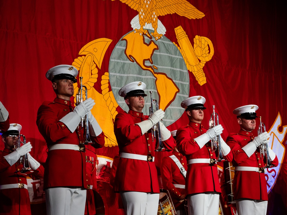 Marine Barracks Washington 8th &amp; I 250th Birthday Ball