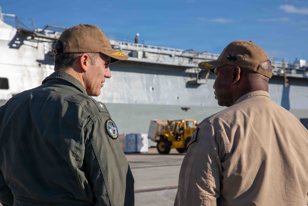 NAVSOUTH Visits USS Fort Lauderdale