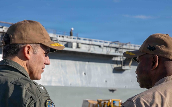 NAVSOUTH Visits USS Fort Lauderdale