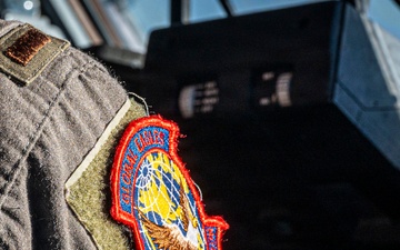 Pilots Conduct Touch-and-Go Training for the C-17 Globemaster III