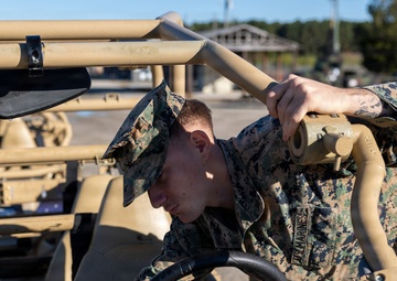 II MEF Marines receive transport cargo from WTI 1-26