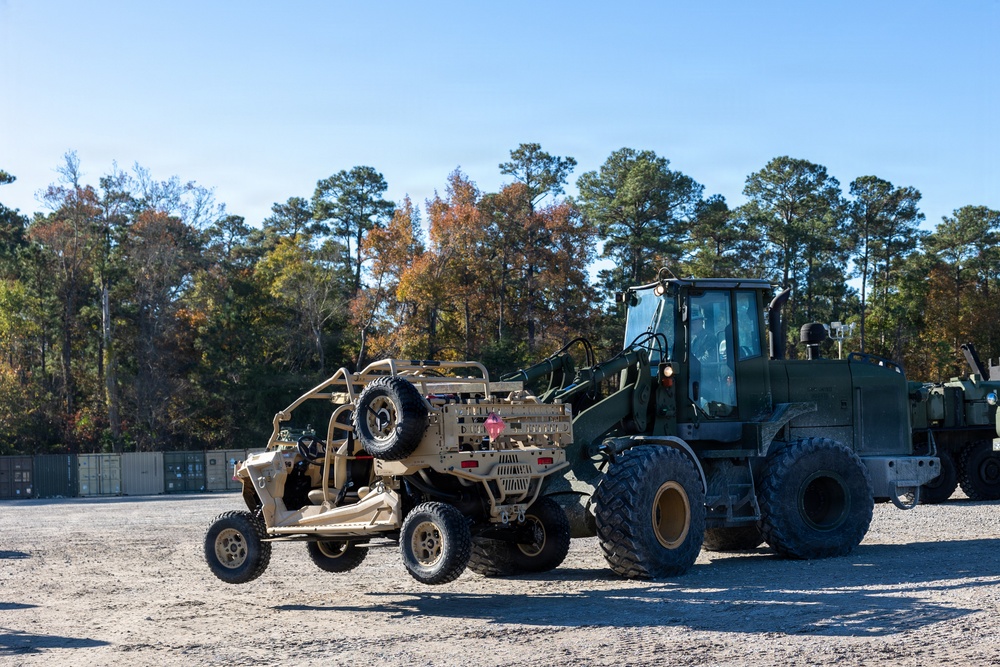 II MEF Marines receive transport cargo from WTI 1-26