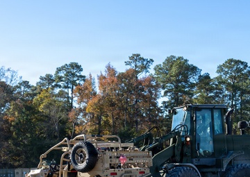 II MEF Marines receive transport cargo from WTI 1-26
