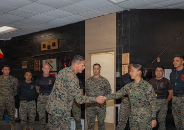 Sergeant Major of the Marine Corps visits MCRDSD