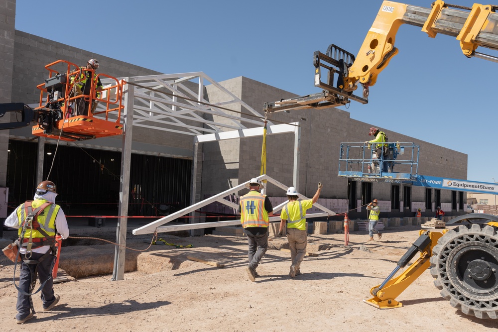 Holloman Hosts Top Party for New OG Building