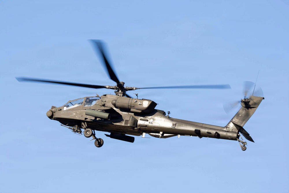 16th Combat Aviation Brigade conduct Apache aerial gunnery