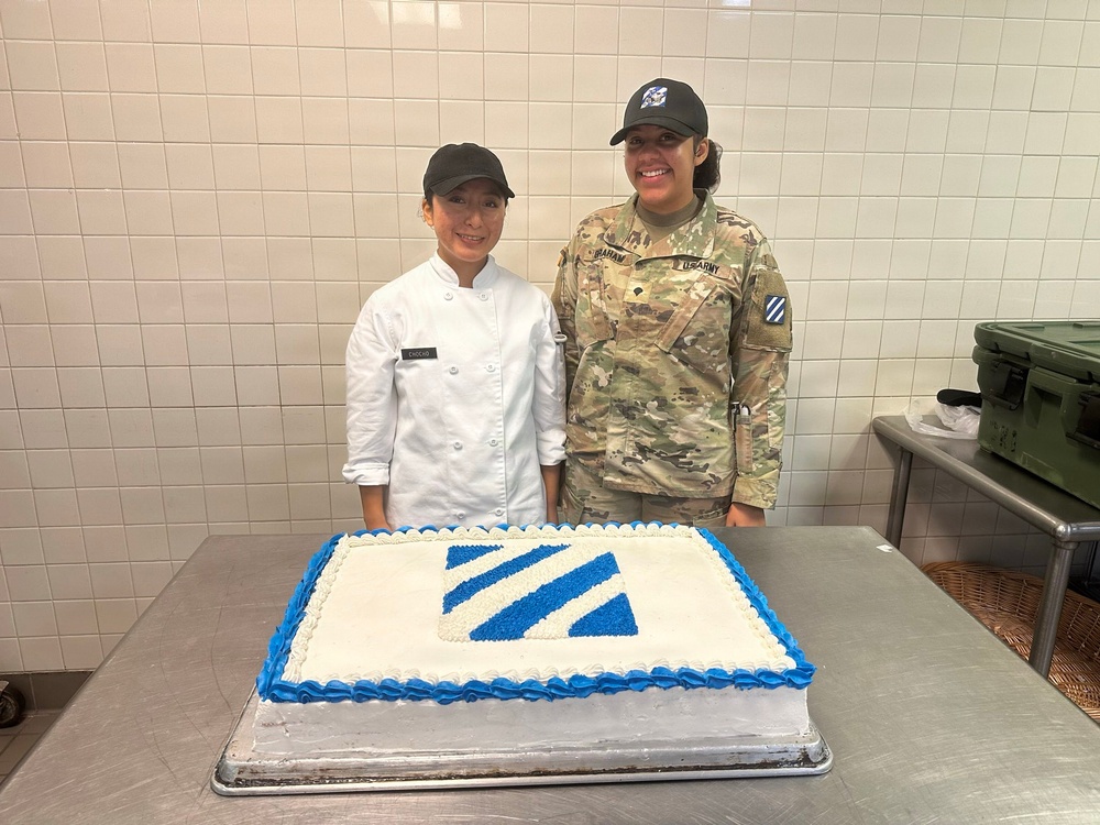 Dogface Soldiers decorate cakes