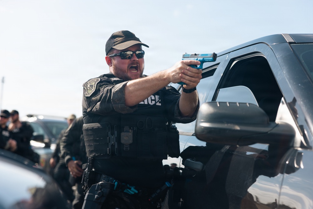 New Bern Police and Cherry Point SRT Conduct Suspect Apprehension Drills