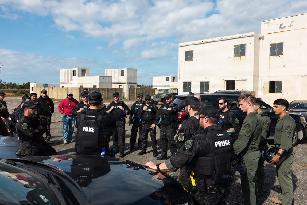 New Bern Police and Cherry Point SRT Conduct Suspect Apprehension Drills