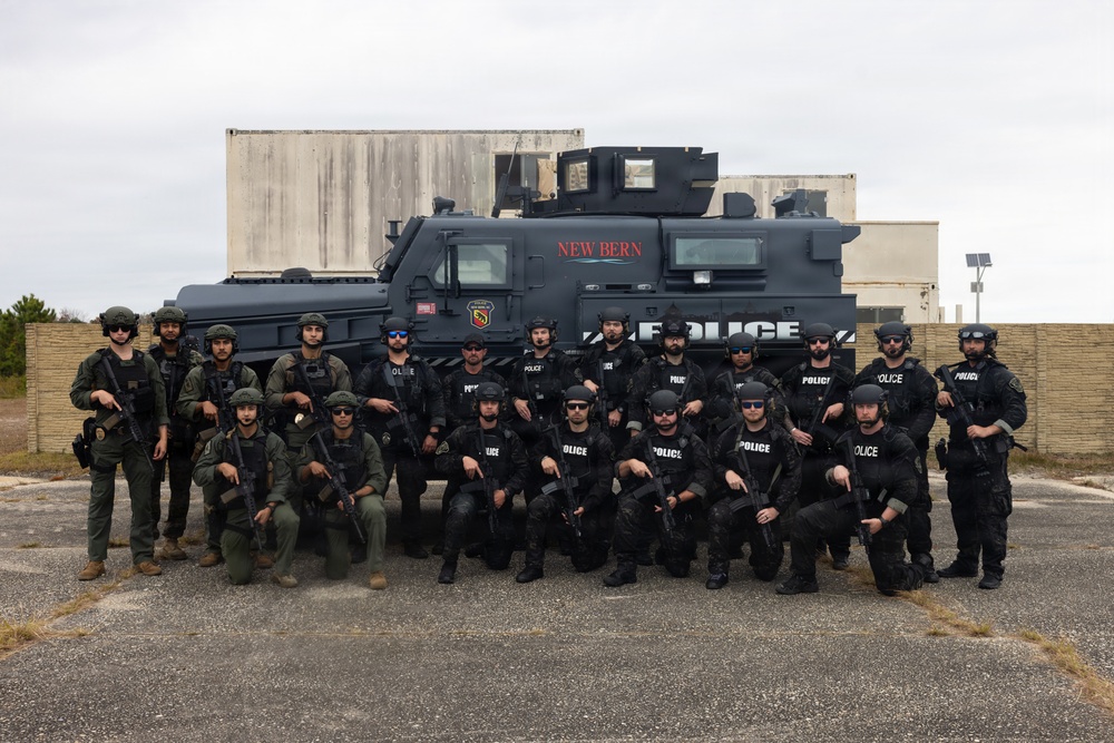 New Bern Police and Cherry Point SRT Conduct Suspect Apprehension Drills