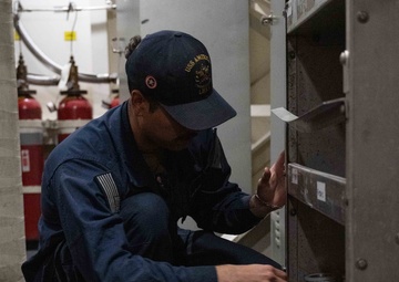 USS America (LHA 6) Conducts HAZMAT Offload