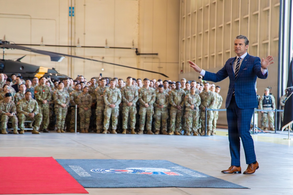 U.S. Secretary of War visits Camp Humphreys