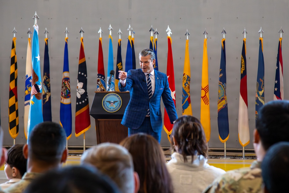 U.S. Secretary of War visits Camp Humphreys