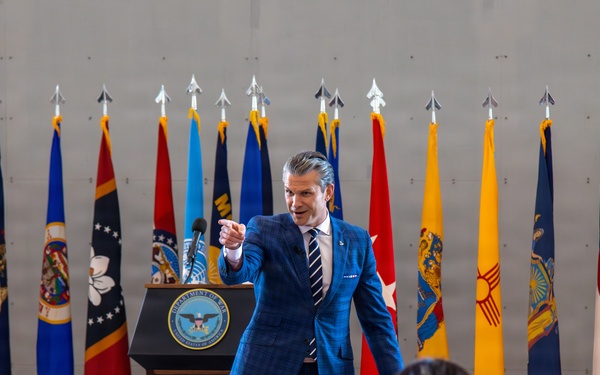 U.S. Secretary of War visits Camp Humphreys