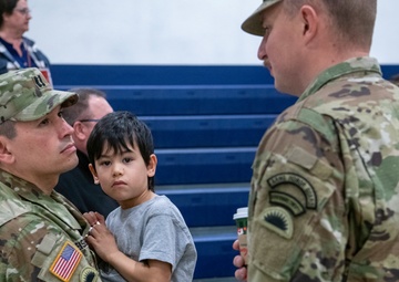 Oregon Guard Welcomes Home Soldiers from Task Force Defender Deployment