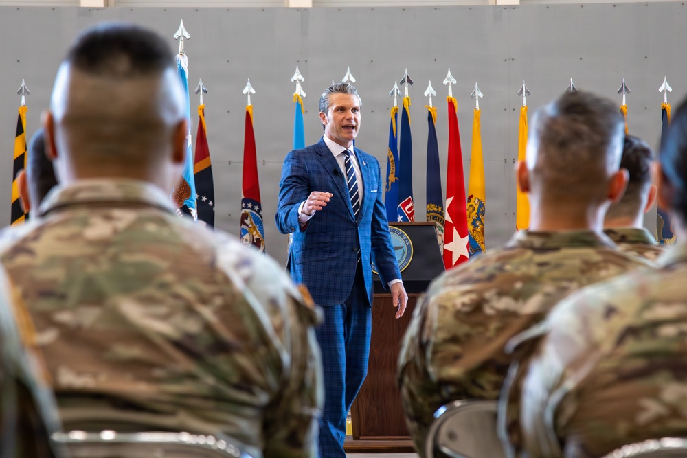 U.S. Secretary of War visits Camp Humphreys