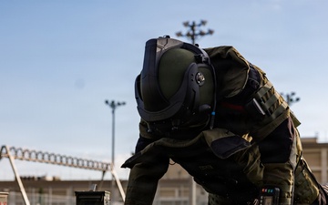 MCAS Iwakuni EOD screening bomb suit agility test