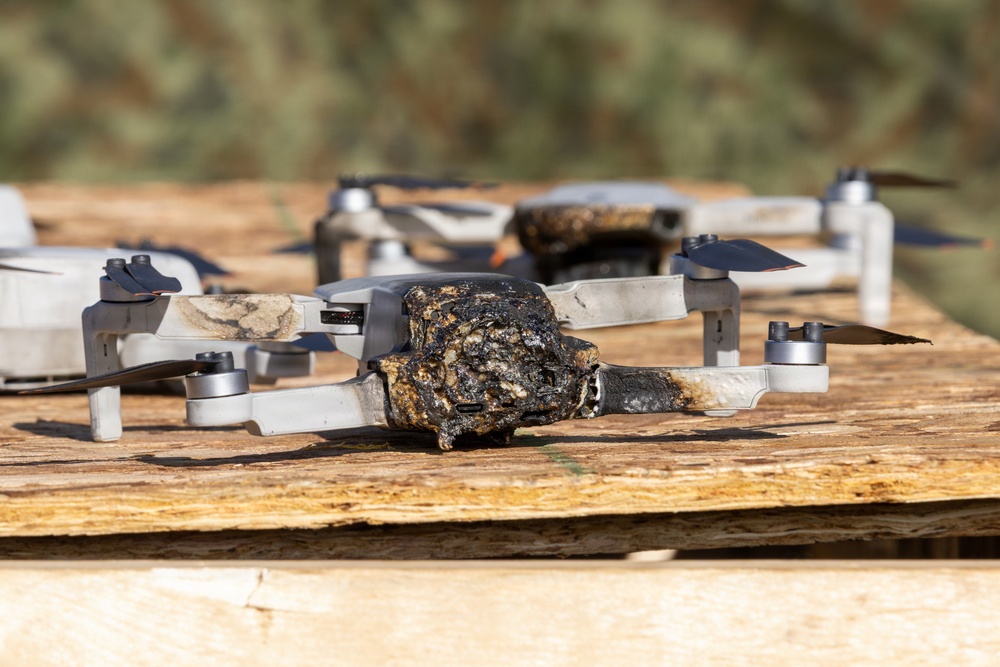 U.S. Army General James J. Mingus observes 25th Infantry Division Transformation In Contact