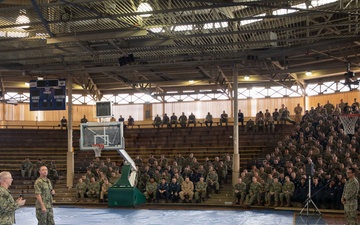 CNO and MCPON Conduct All Hands Call in Pearl Harbor