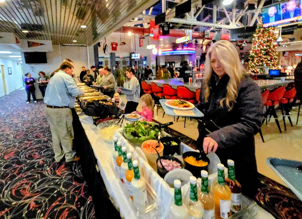 Fort McCoy DFMWR coordinates community dinner at McCoy’s Community Center