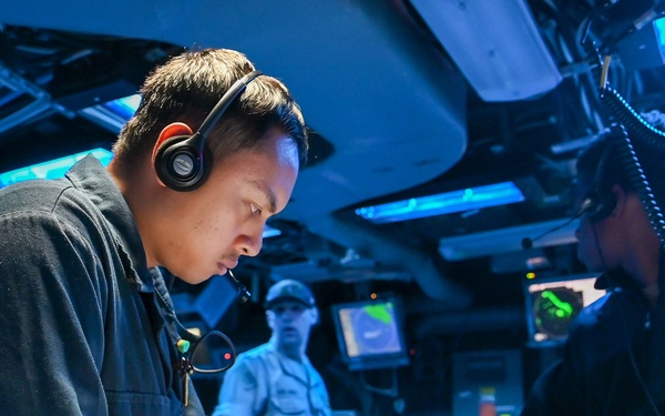 USS New Orleans Conducts ACV Operations