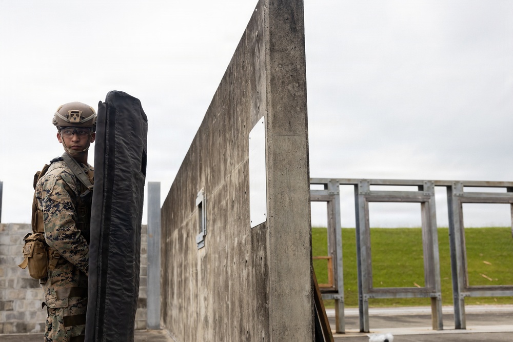 12th LCT Marines Execute an Urban Demolition Range