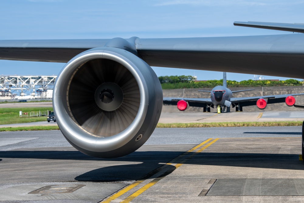 BH 26-1: 909th ARS Refuels with precision