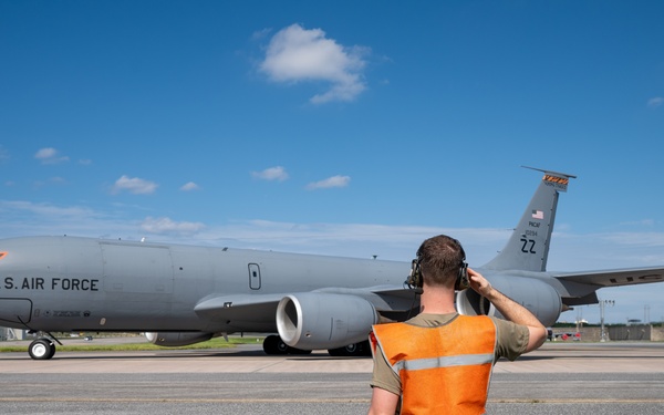 BH 26-1: 909th ARS Refuels with precision