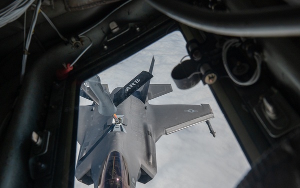 Air Refueling: Power beyond the horizon