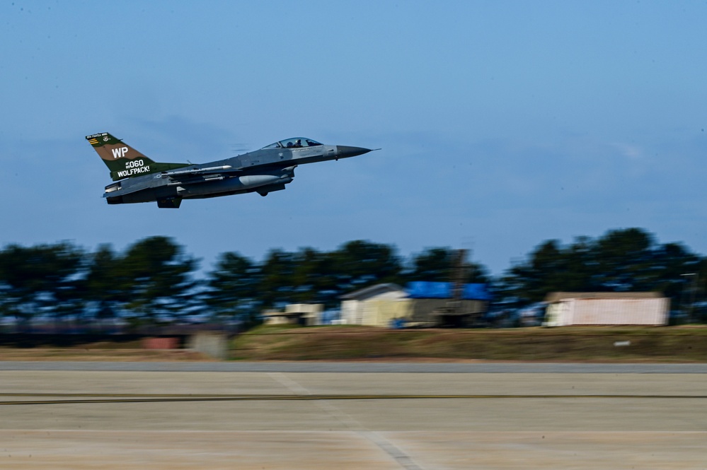 Pantons depart Kunsan for Super Squadron Phase 2
