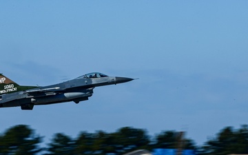 Pantons depart Kunsan for Super Squadron Phase 2