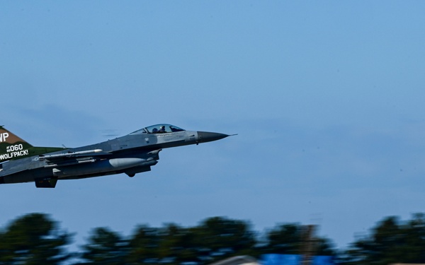 Pantons depart Kunsan for Super Squadron Phase 2