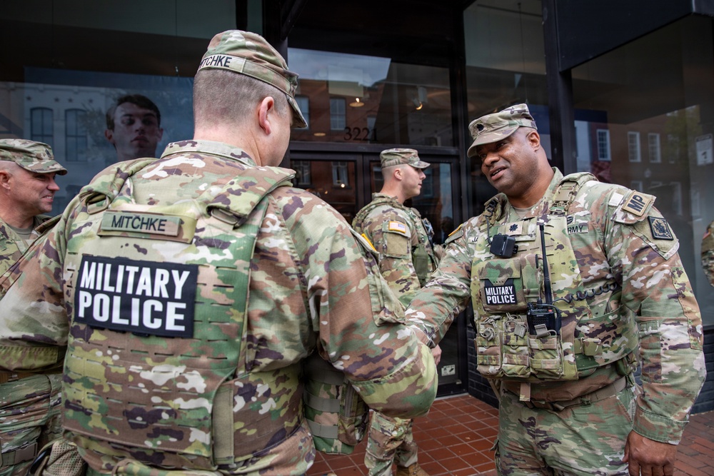 Joint Task Force Magnolia commander visits troops on patrol in Washington, D.C.